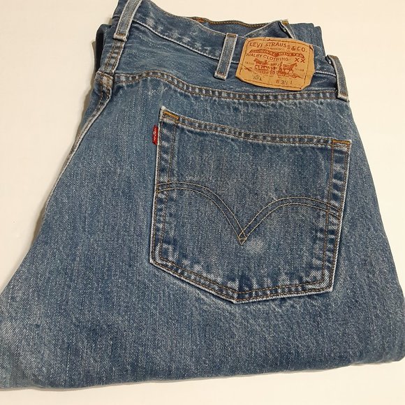 Vintage Men's Levi's Button Fly 501 XX Jeans in Size 38x32 - Picture 1 of 8